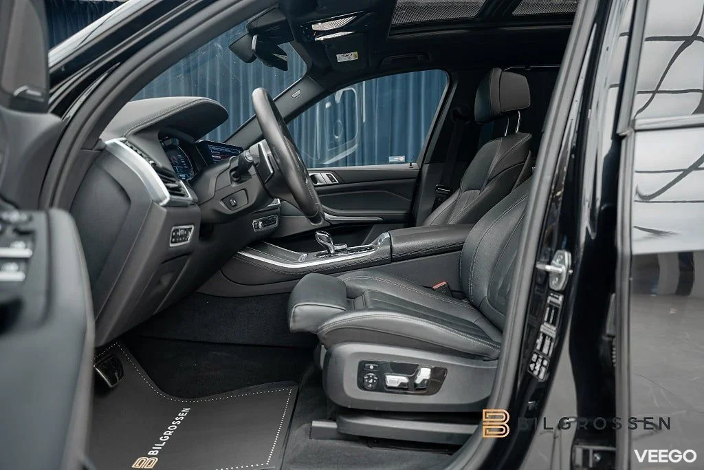 BMW X5 xDrive40i 340hk M Sport 3.79% Sky Lounge H/K Hud 360 Drag 250kW