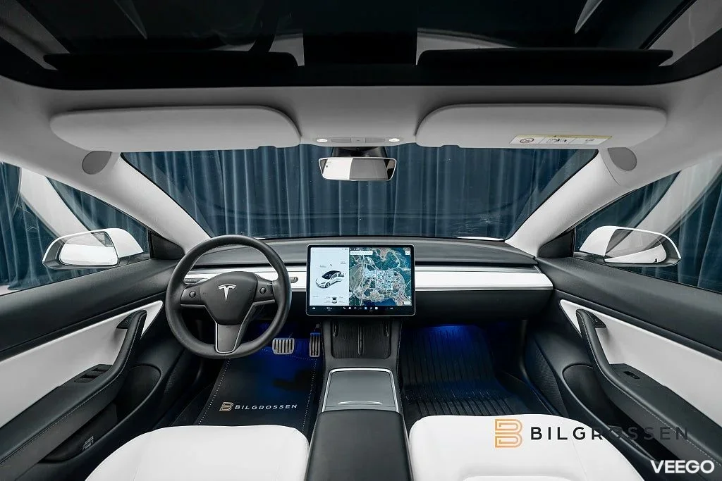 Tesla Model 3 Performance 513hk Autopilot Premium 377kW