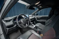 Toyota RAV4 Plug in AWD-i 306hk Style Drag B-Kamera MOMS 225kW thumbnail