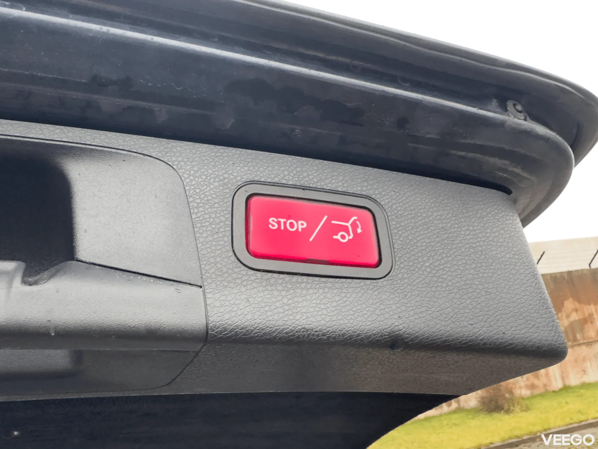 Mercedes-Benz E220 2.0 143kW