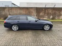 Mercedes-Benz E220 2.0 143kW thumbnail