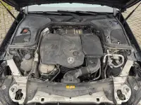 Mercedes-Benz E220 2.0 143kW thumbnail