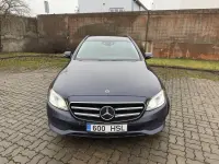 Mercedes-Benz E220 2.0 143kW thumbnail