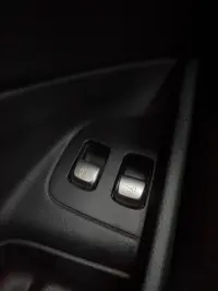 Mercedes-Benz E220 2.0 143kW thumbnail