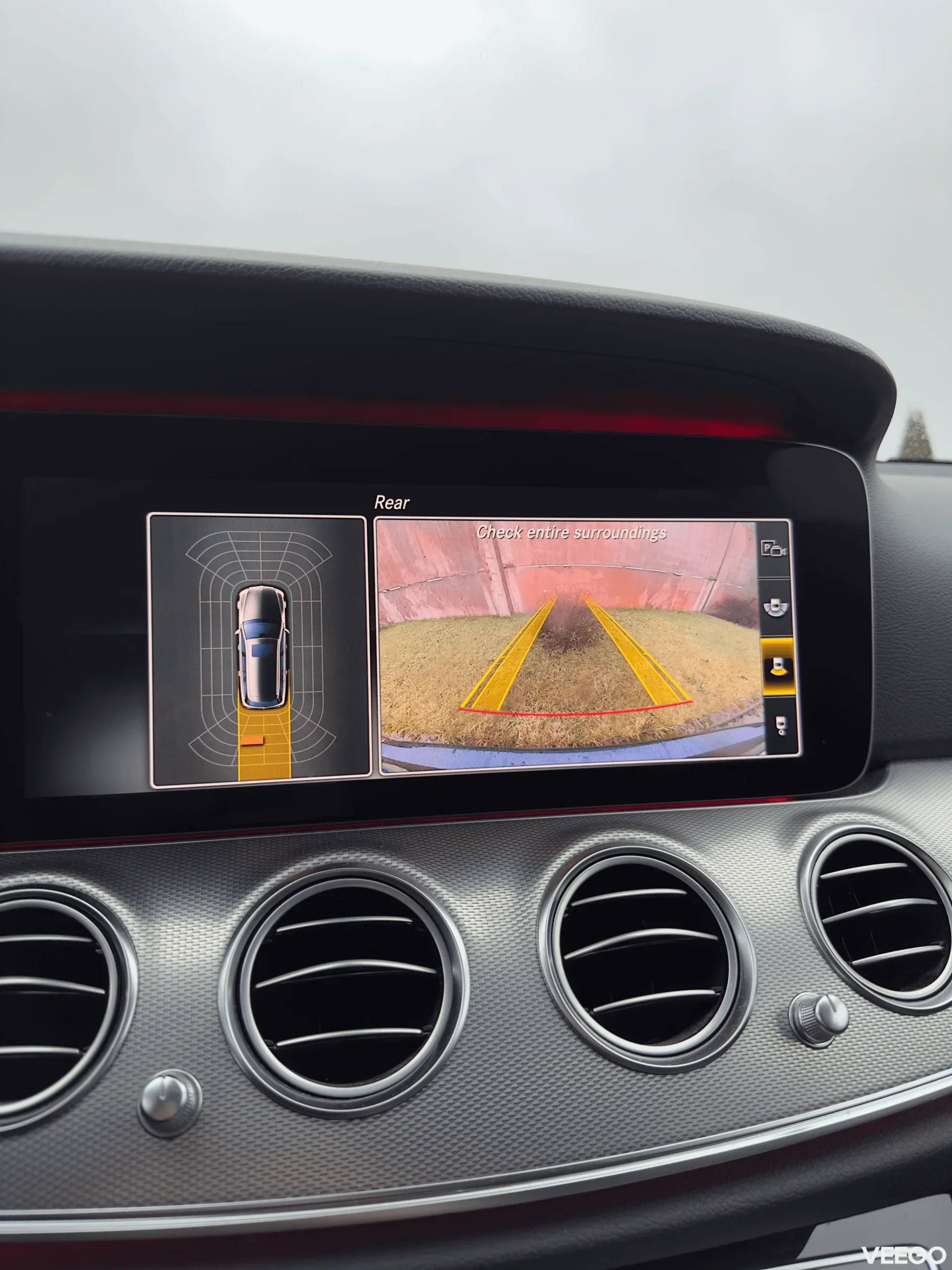 Mercedes-Benz E220 2.0 143kW