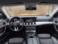 Mercedes-Benz E220 2.0 143kW thumbnail