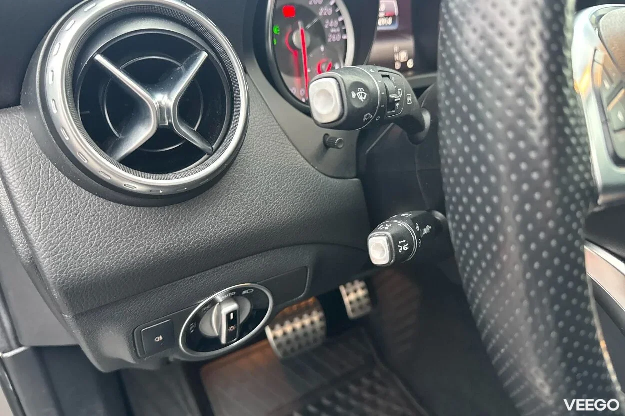 Mercedes-Benz GLA220 d 4Matic AMG pakett 2.1 130kW