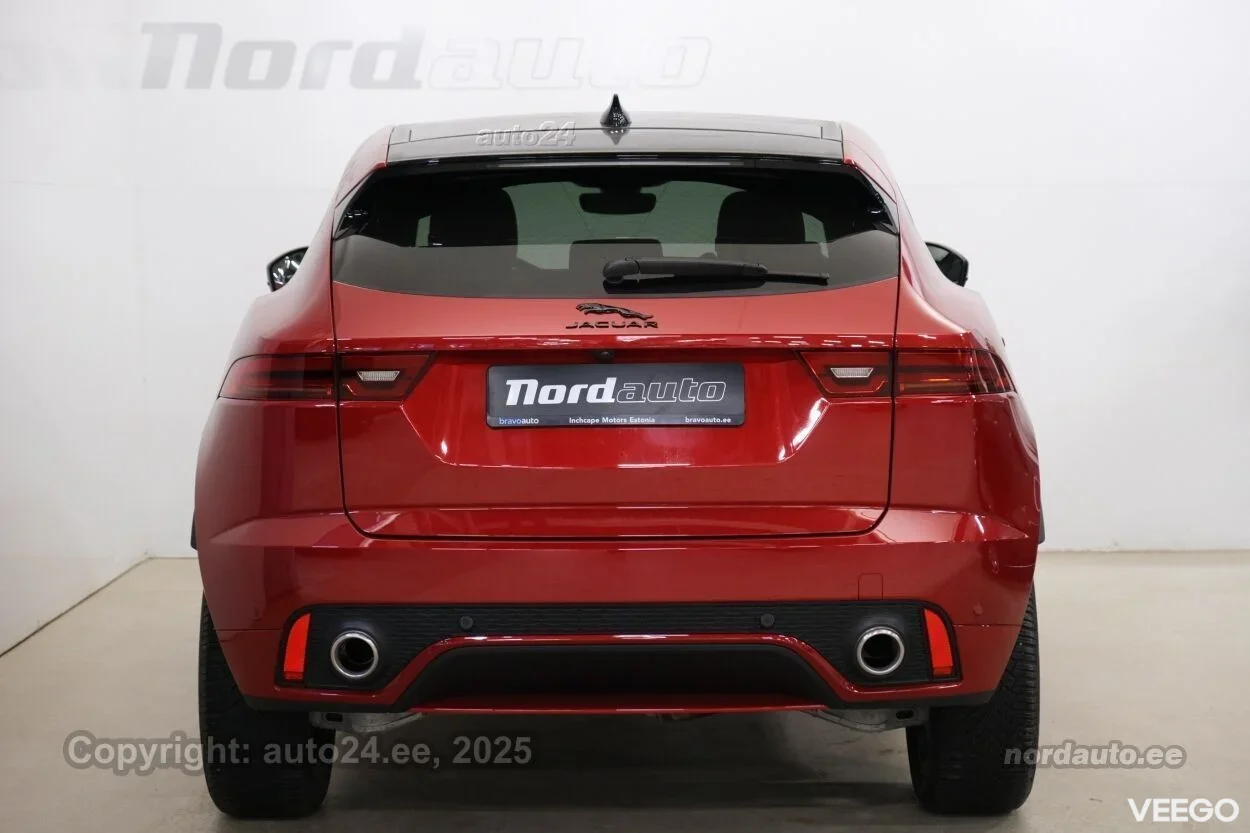 Jaguar E-Pace P250 AWD HSE R-Dynamic 2 183kW