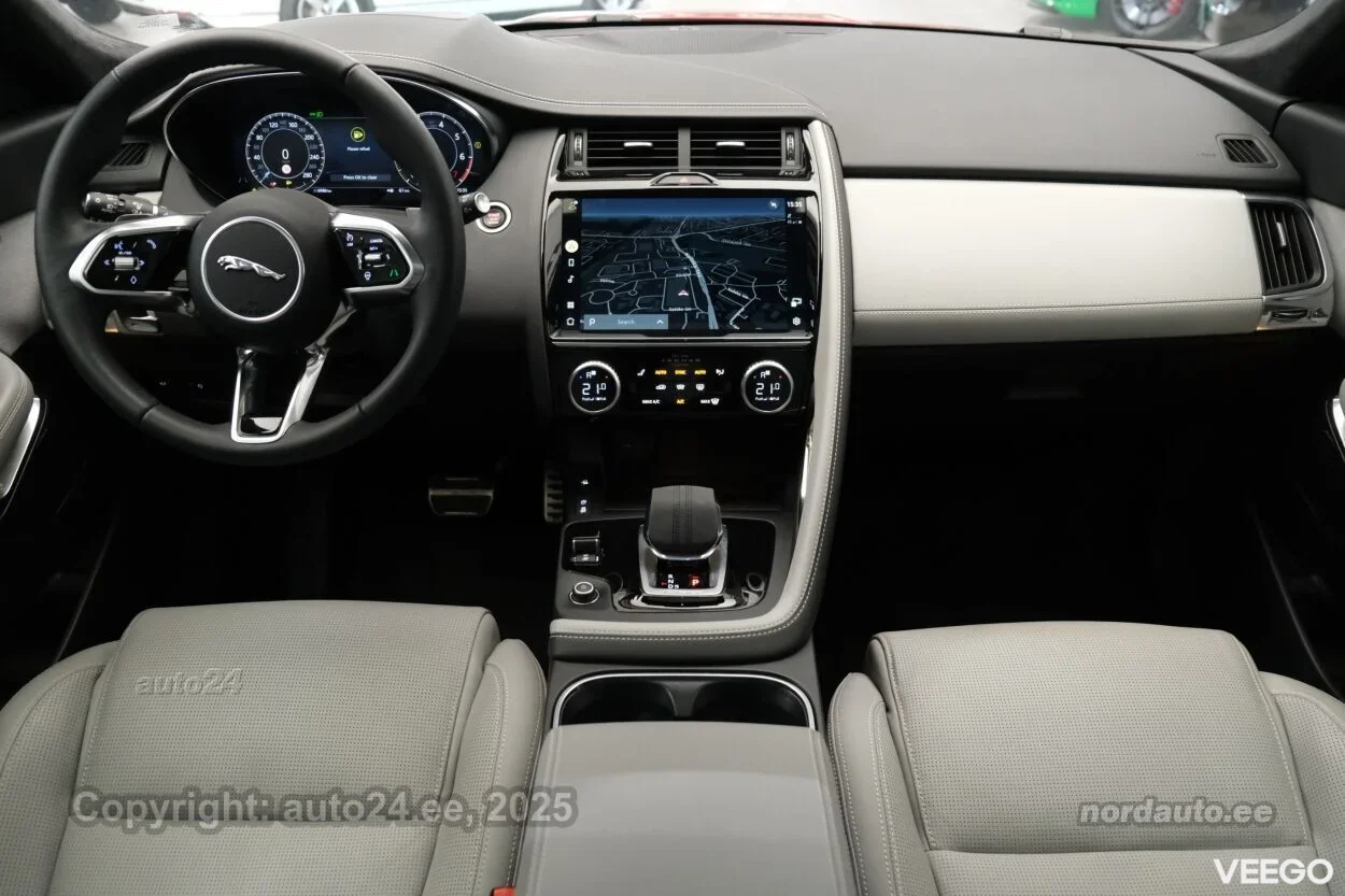 Jaguar E-Pace P250 AWD HSE R-Dynamic 2 183kW