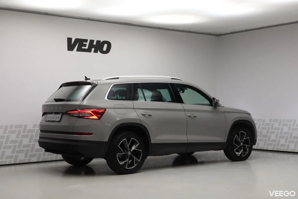 Skoda Kodiaq 4x4 Elegance Businessline FL 7k 2 140kW