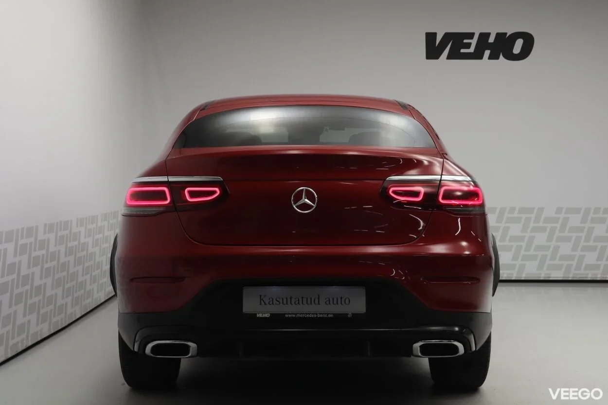 Mercedes-Benz GLC300 4Matic Coupe AMG 2 190kW