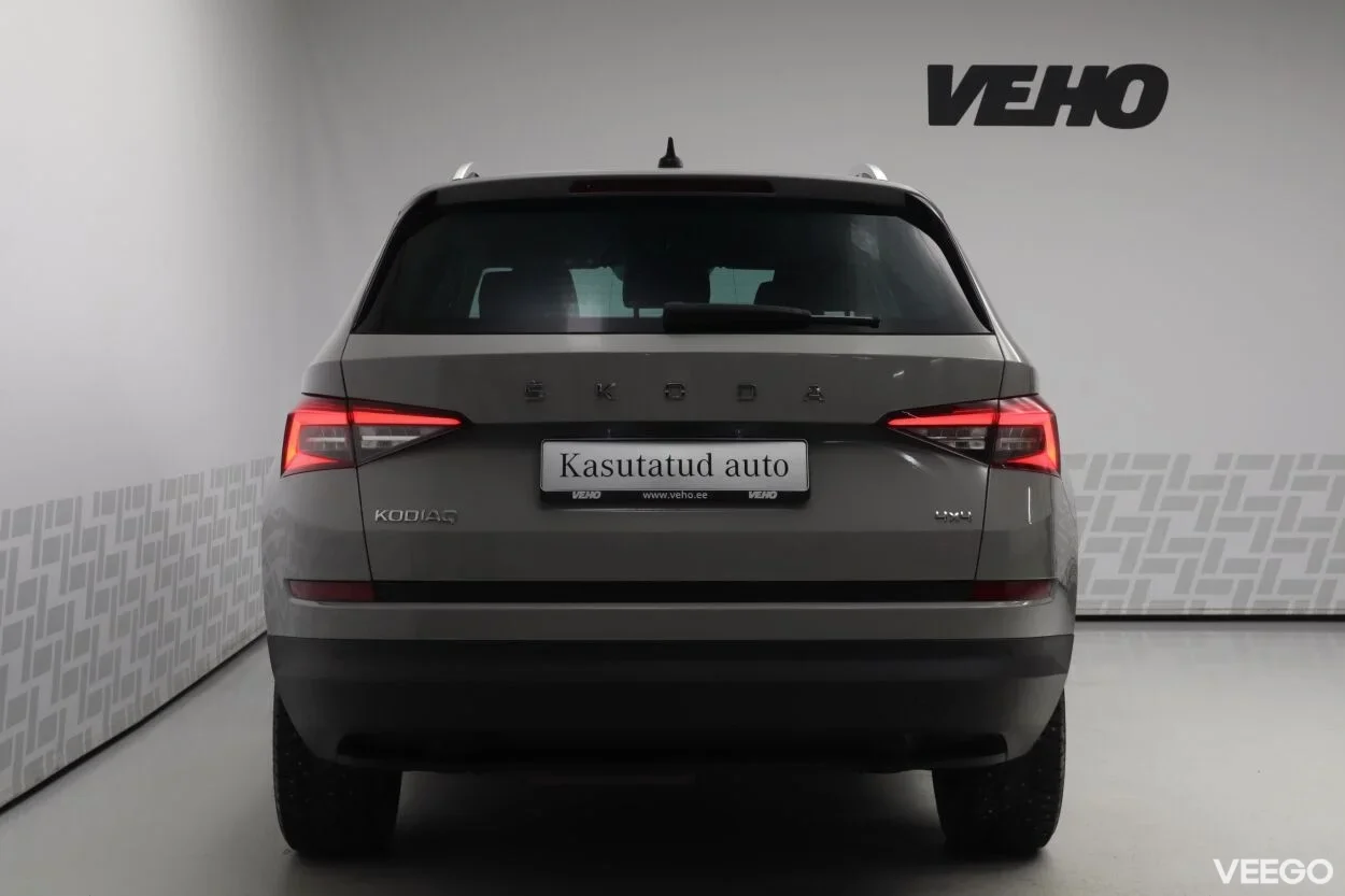 Skoda Kodiaq 4x4 Elegance Businessline FL 7k 2 140kW