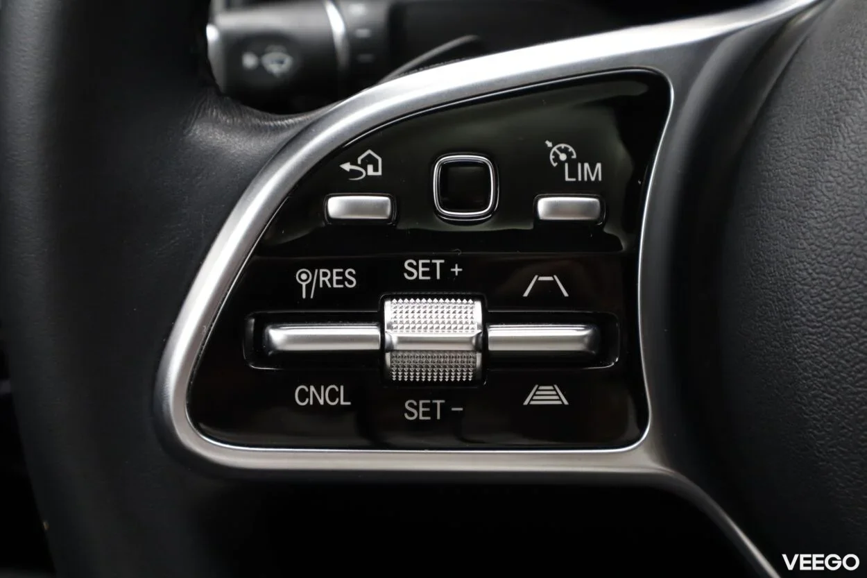 Mercedes-Benz GLC300 4Matic Coupe AMG 2 190kW