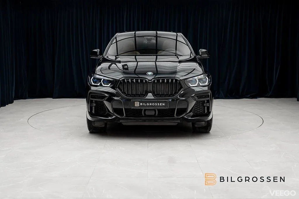 BMW X6 M50i 530hk Ultimate Edt Panorama H/K 360 Hud DAP MOMS 390kW