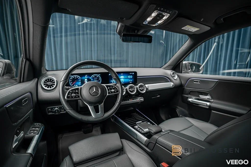Mercedes-Benz EQB 300 4MATIC Progressive Värmare Kamera 168kW