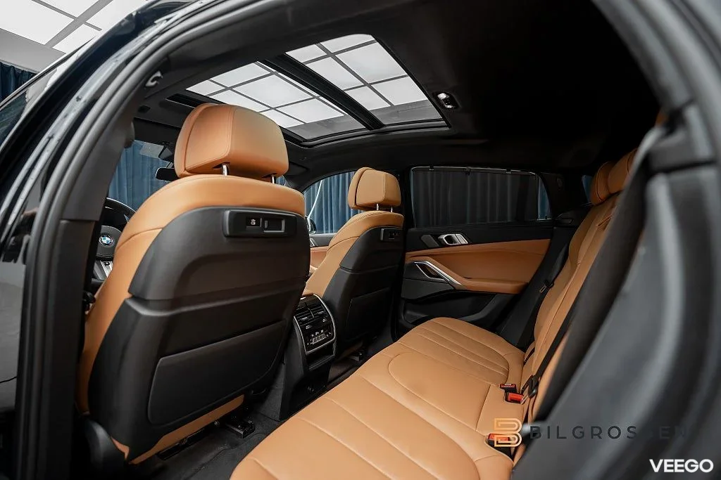 BMW X6 M50i 530hk Ultimate Edt Panorama H/K 360 Hud DAP MOMS 390kW