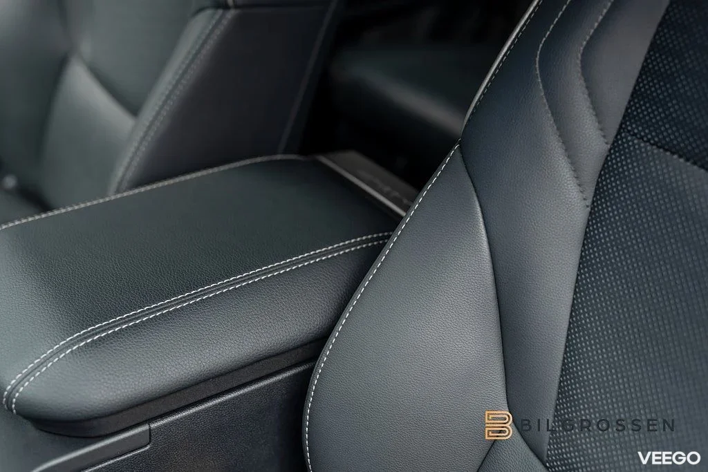 Toyota Land Cruiser 2.8 4WD 204hk FIRST EDITION JBL HUD MOMS 150kW