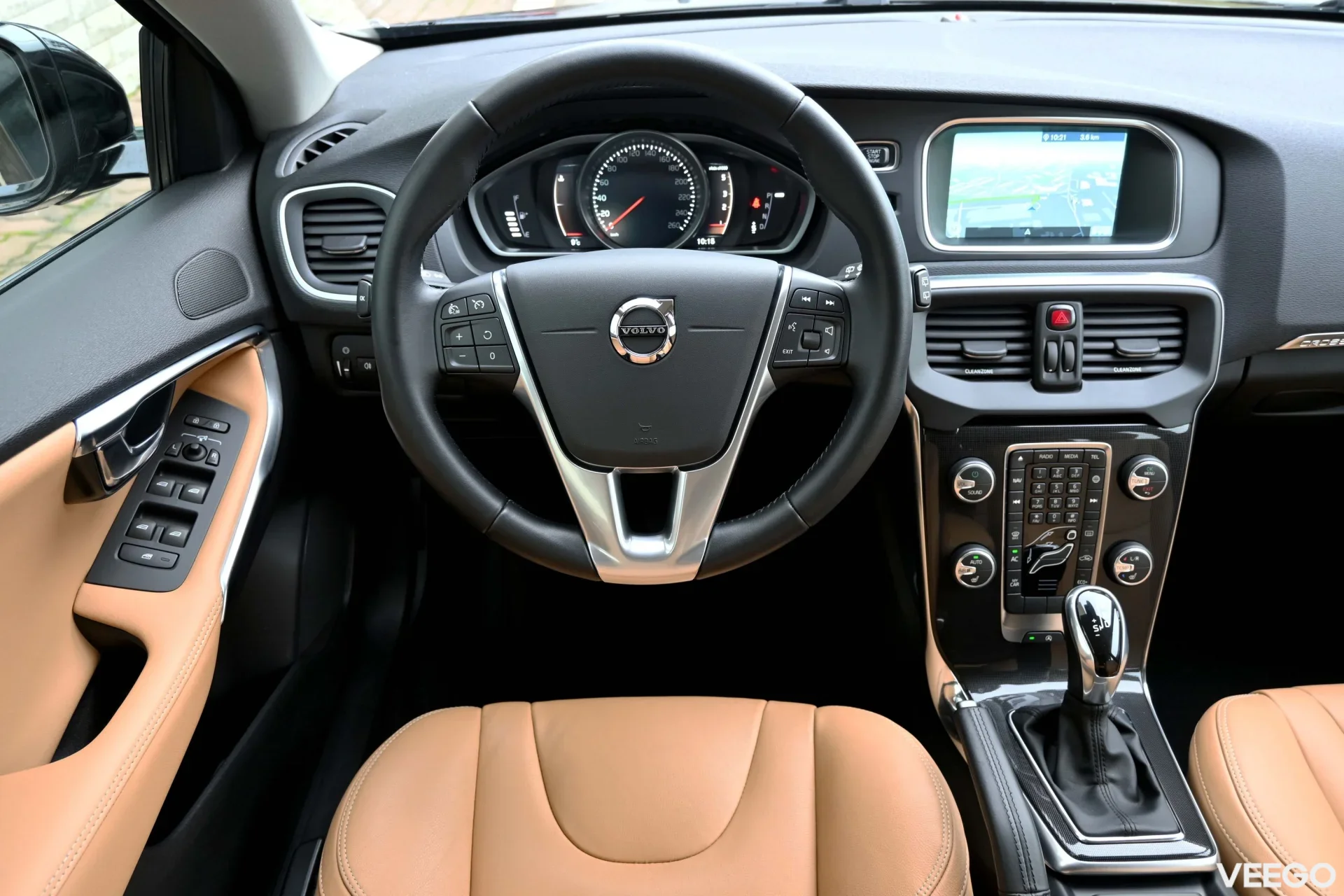 Volvo V40 Cross Country D2 CROSS COUNTRY SUMMUM 2 88kW