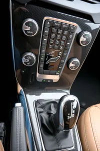 Volvo V40 Cross Country D2 CROSS COUNTRY SUMMUM 2 88kW thumbnail