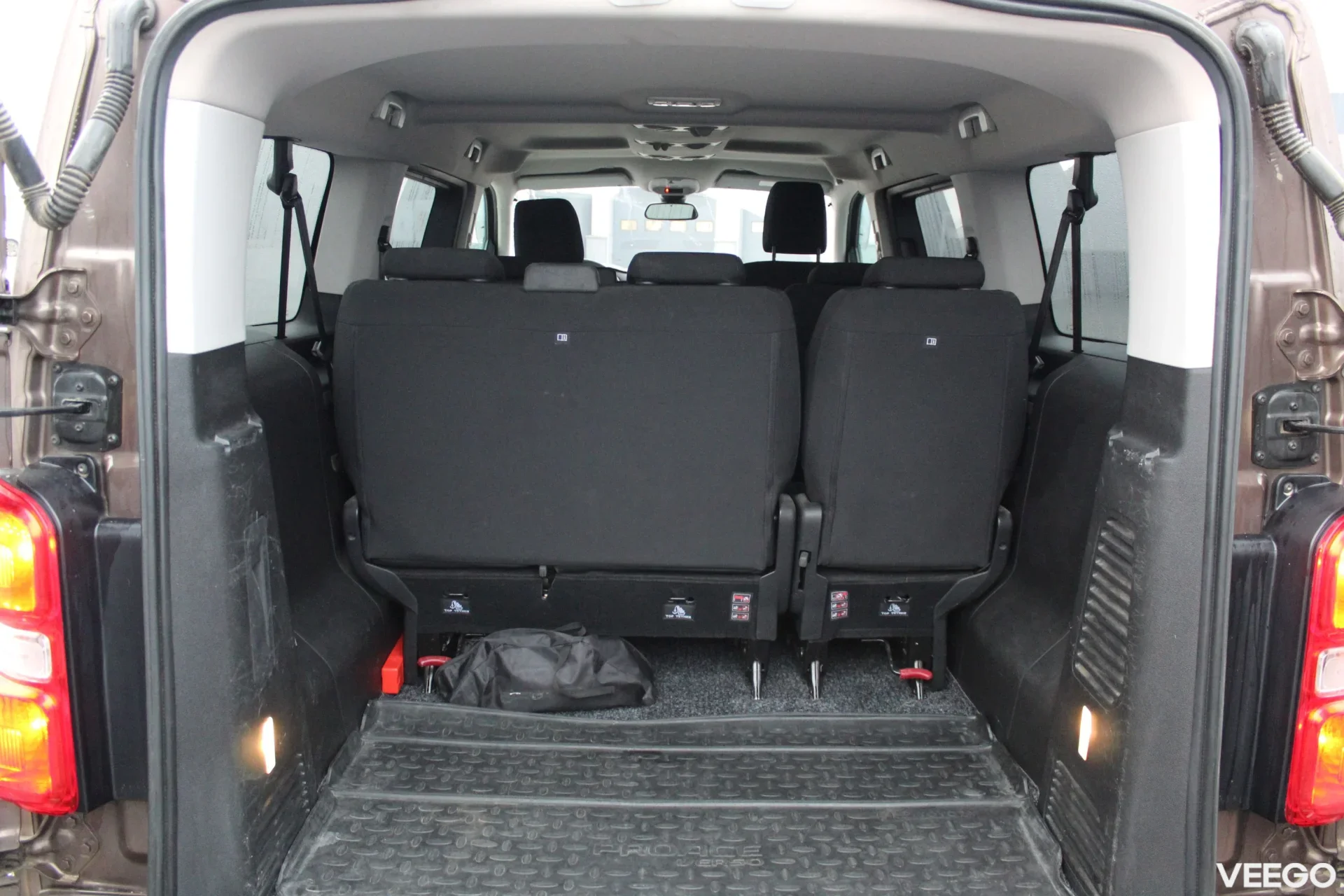 Toyota Proace Shuttle Comfort Long 8-kohta 2 130kW