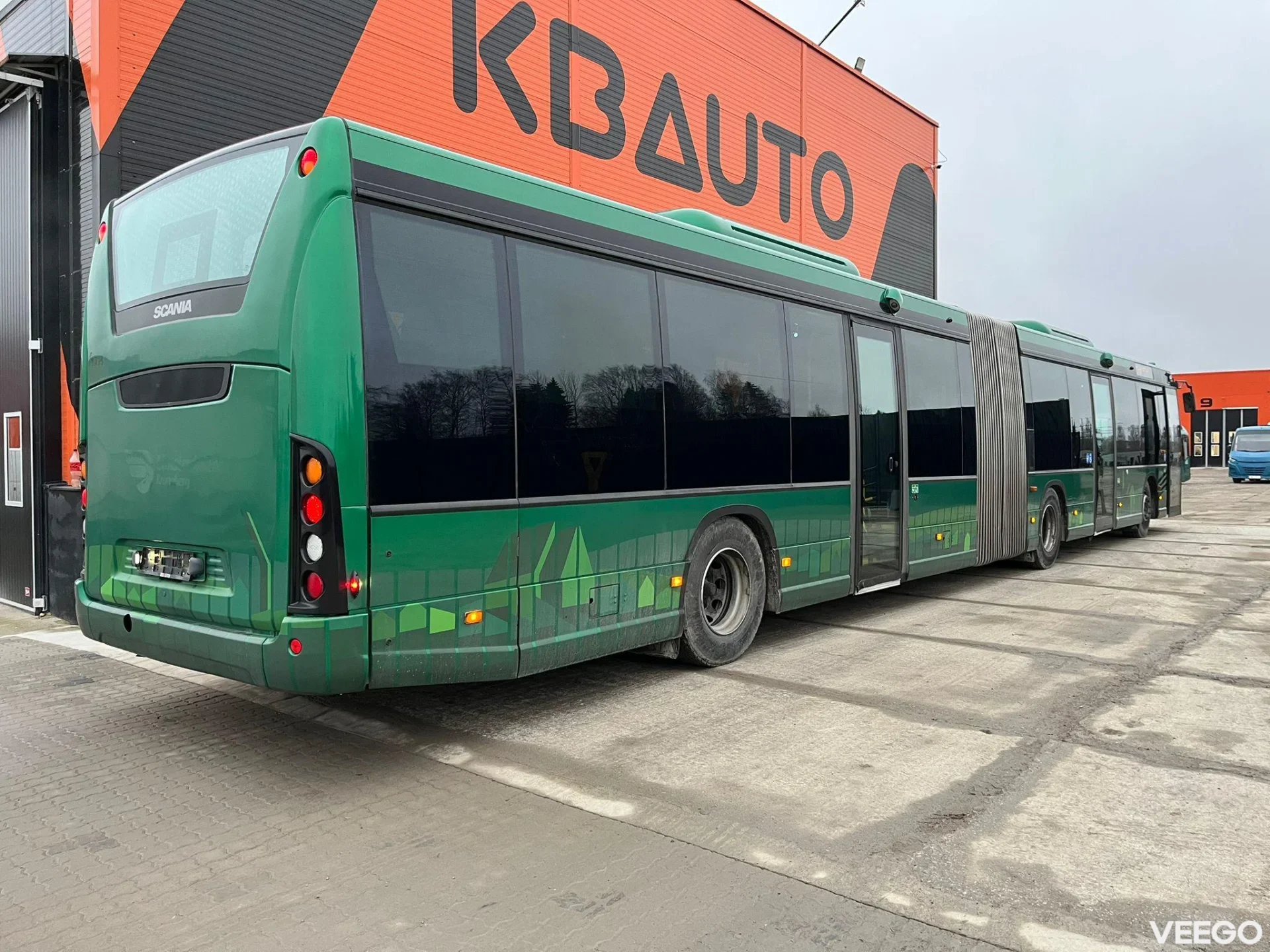 Scania K 320 CLASS 2 INTERCITY / AC / AUXILIARY HEATING / 11 units available 235kW