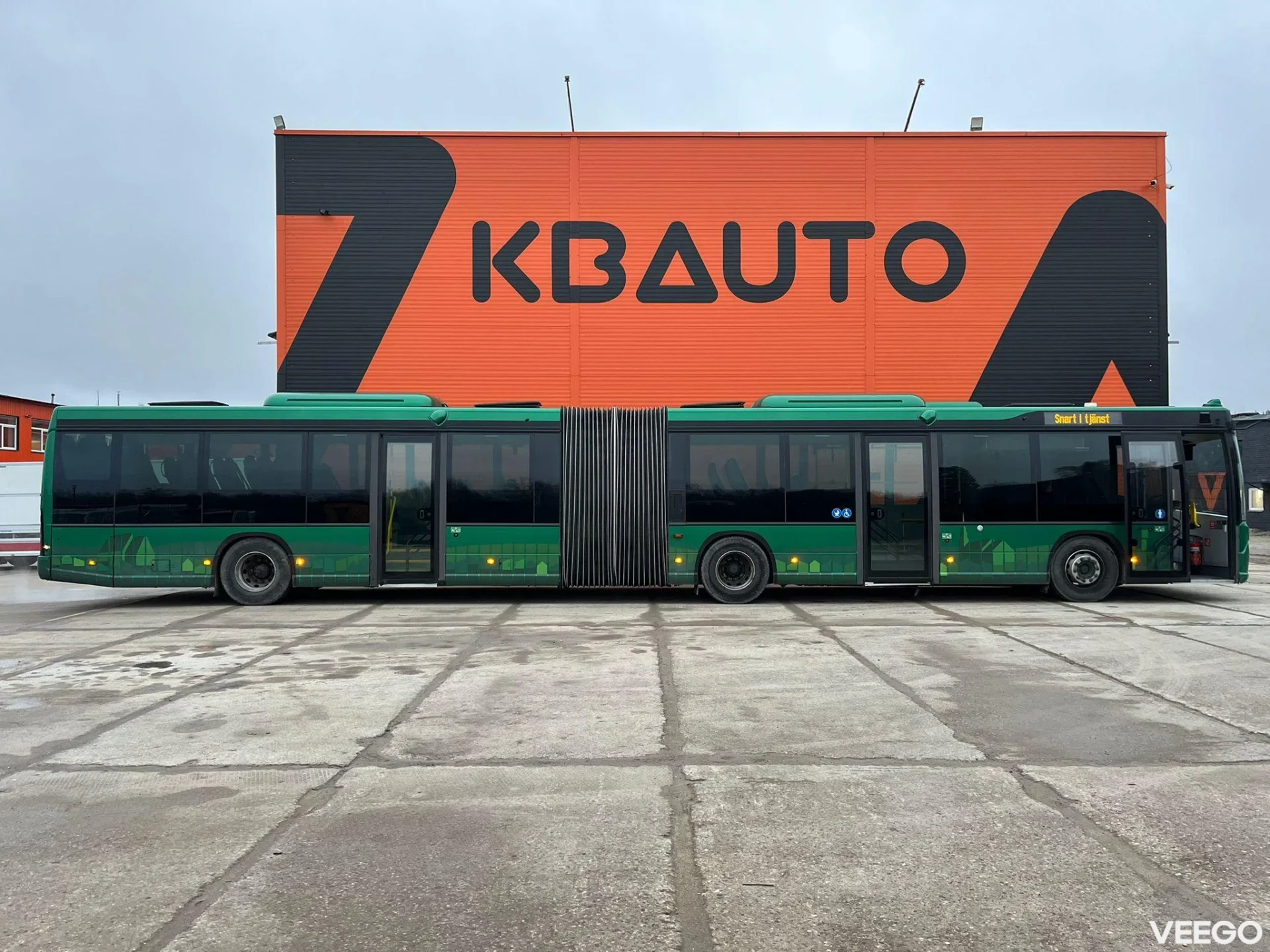 Scania K 320 CLASS 2 INTERCITY / AC / AUXILIARY HEATING / 11 units available 235kW