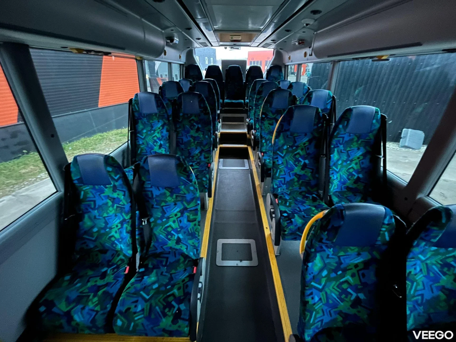 Scania K 320 CLASS 2 INTERCITY / AC / AUXILIARY HEATING / 11 units available 235kW
