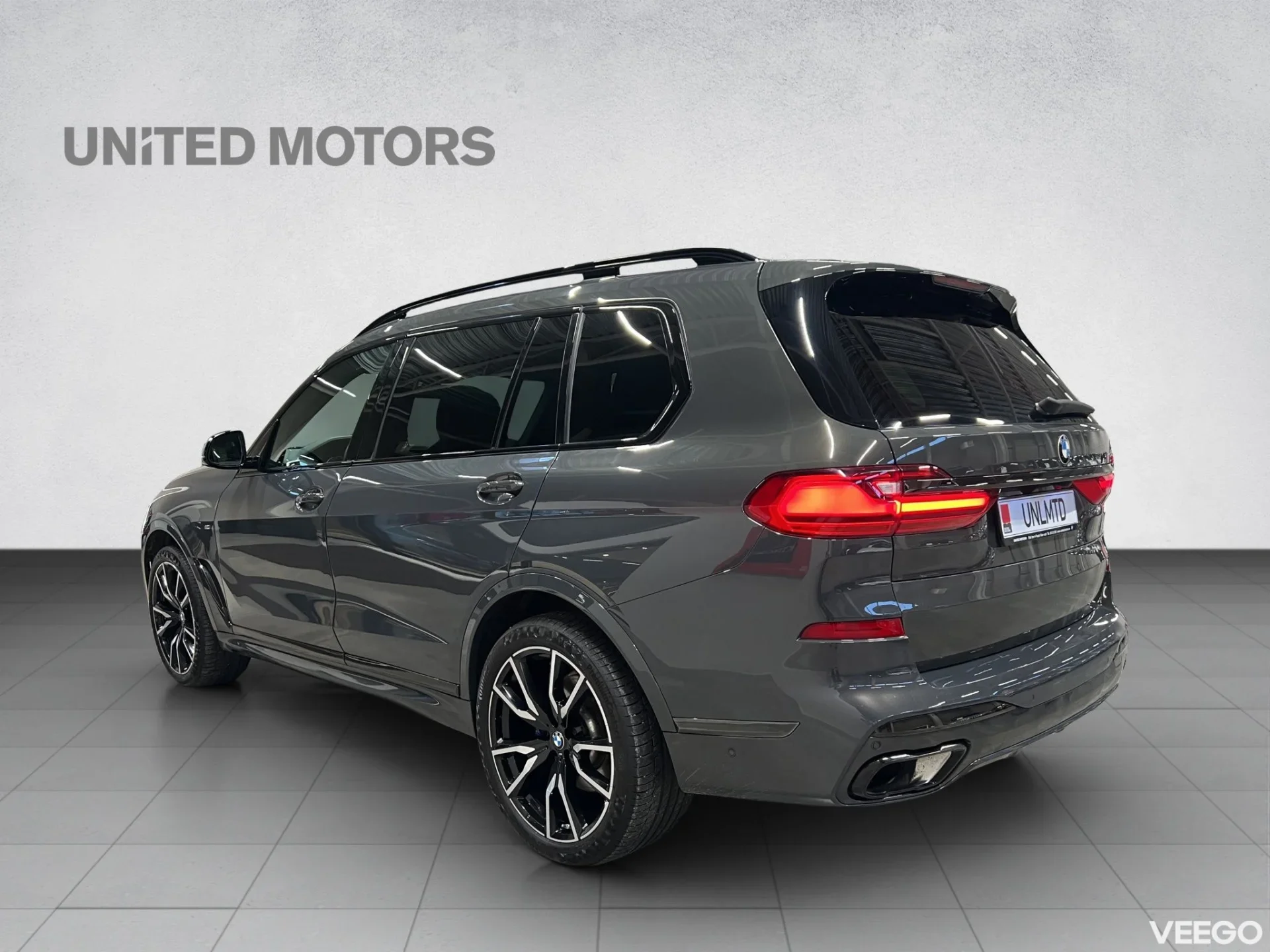 BMW X7 M sportpakett 3 250kW