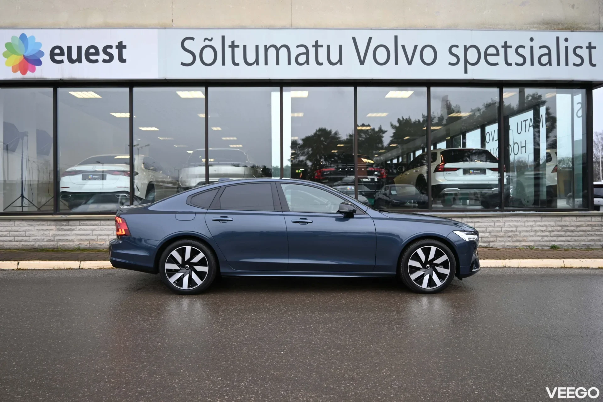 Volvo S90 AWD T8 B&W ULTIMATE DARK XENIUM INTELLI SAFE FULL 2 335kW