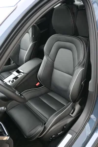 Volvo S90 AWD T8 B&W ULTIMATE DARK XENIUM INTELLI SAFE FULL 2 335kW thumbnail