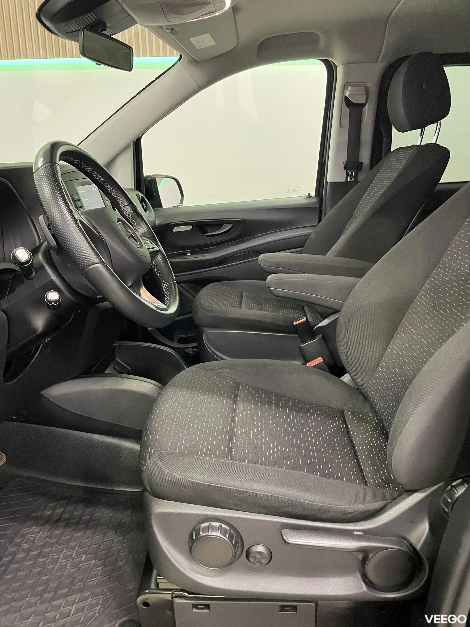 Mercedes-Benz Vito 119CDI 4Matic Mixto A2 N1 140kW