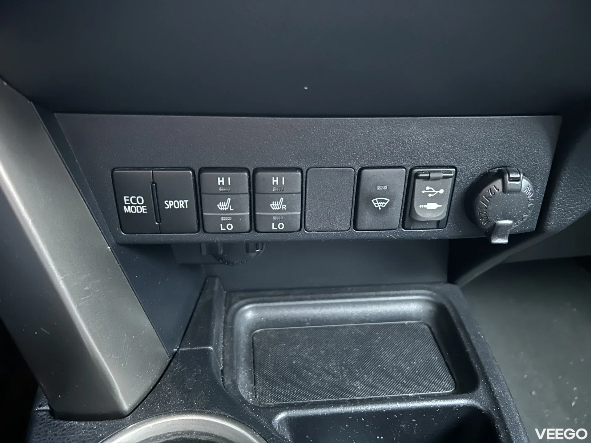 Toyota RAV4 2.0 111kW