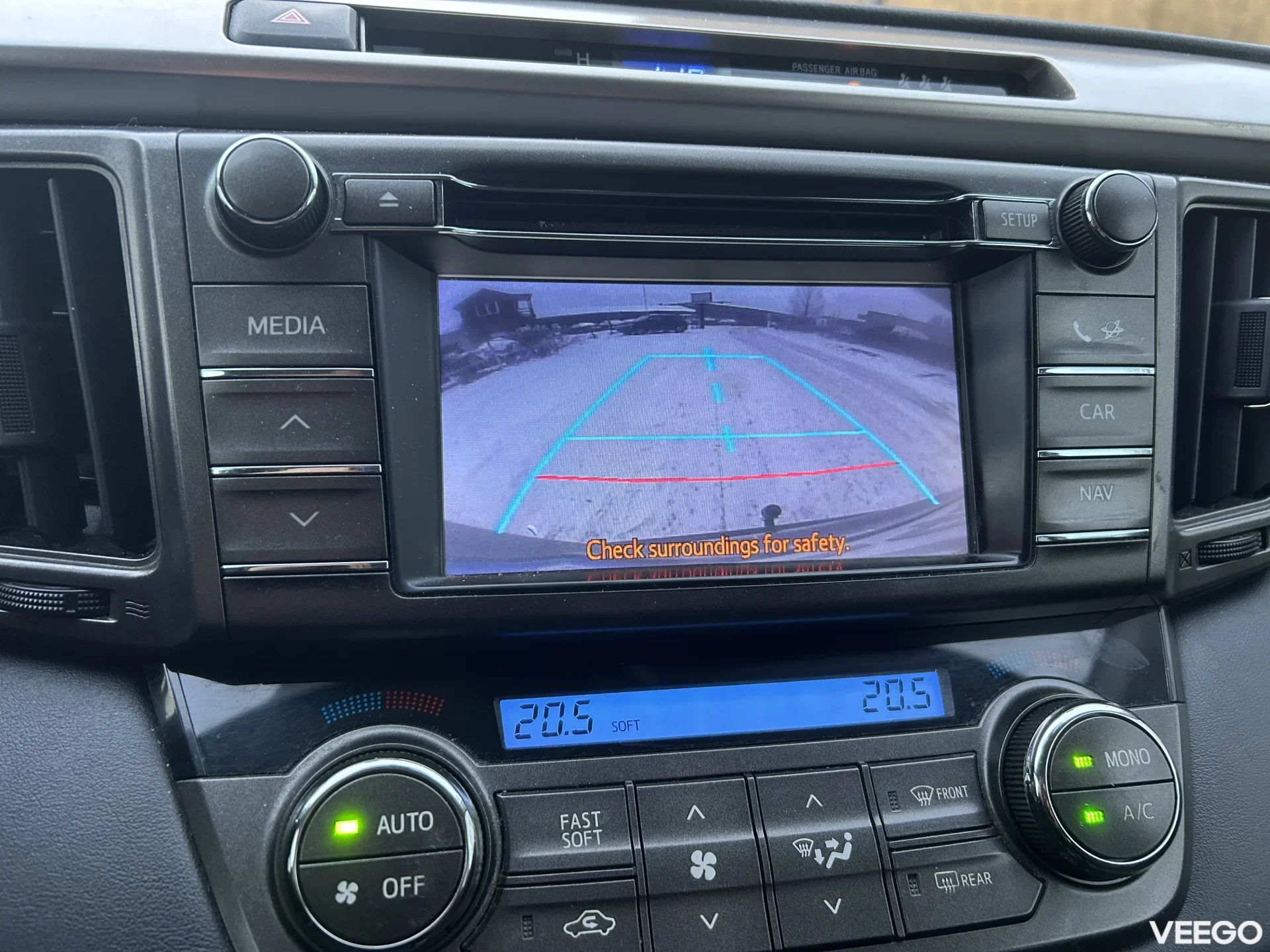 Toyota RAV4 2.0 111kW