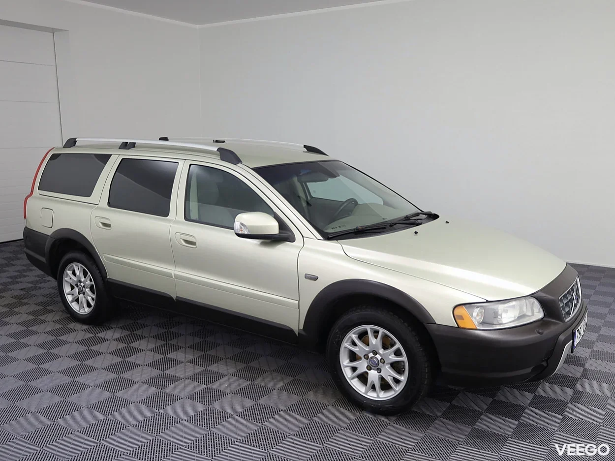 Volvo XC70 2.4 136kW