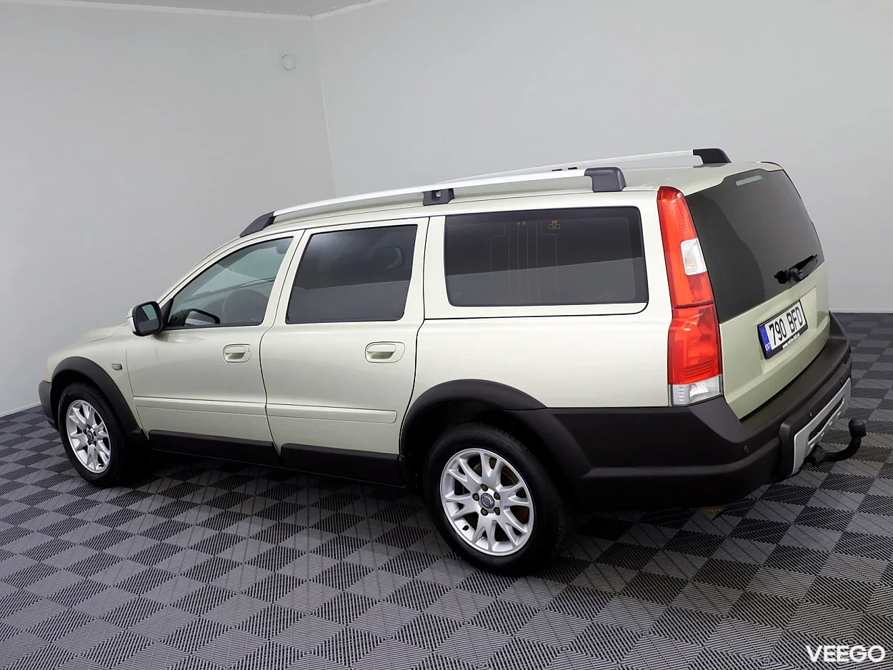Volvo XC70 2.4 136kW