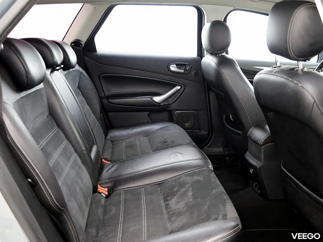 Ford Mondeo 1.8 93kW