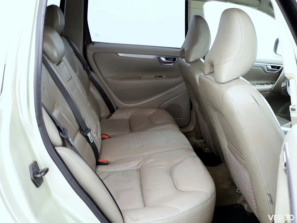 Volvo XC70 2.4 136kW