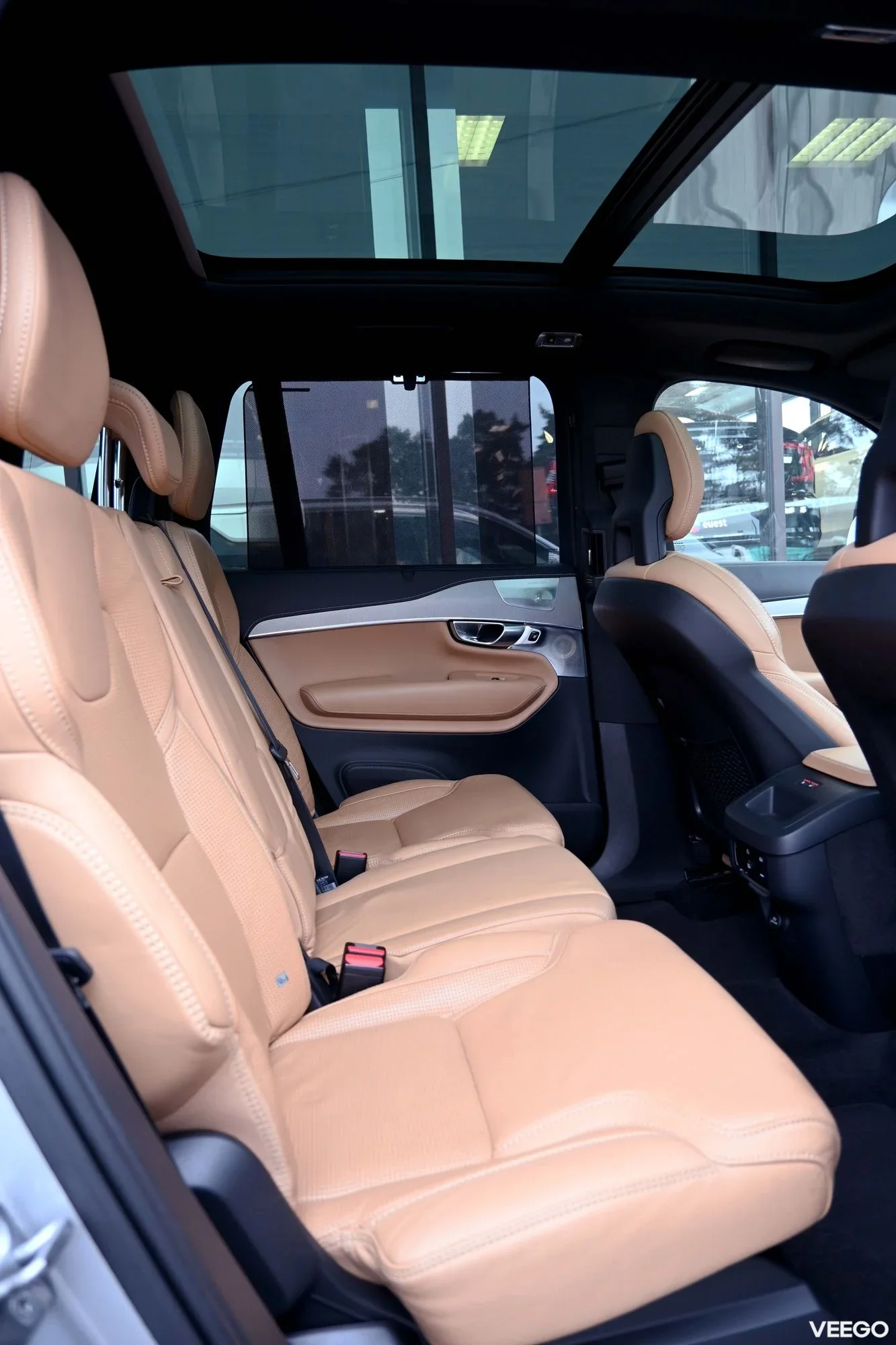 Volvo XC90 AWD 4C B&W LUXURY+ INSCRIPTION XENIUM INTELLI FULL 2 173kW