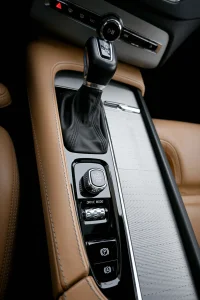 Volvo XC90 AWD 4C B&W LUXURY+ INSCRIPTION XENIUM INTELLI FULL 2 173kW thumbnail