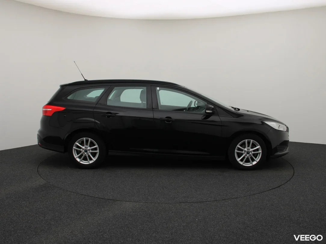 Ford Focus 1.5 70kW