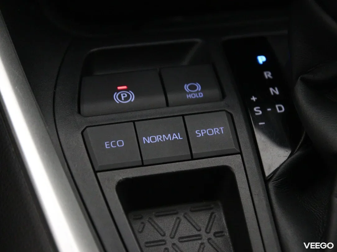 Toyota rav-4 2.5 131kW