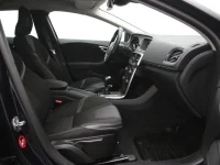 Volvo V40 2 88kW thumbnail