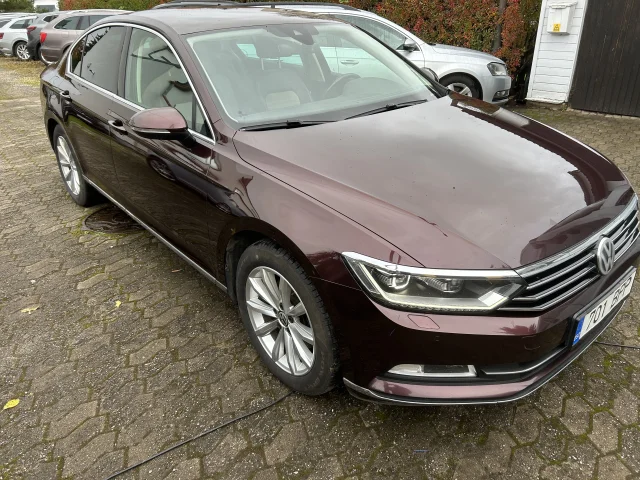 Image of Volkswagen Passat 1.8 132kW