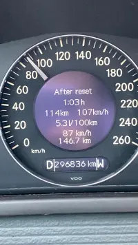 Mercedes-Benz CLK 270 CDI W209 2.7 120kW thumbnail