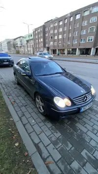 Mercedes-Benz CLK 270 CDI W209 2.7 120kW thumbnail