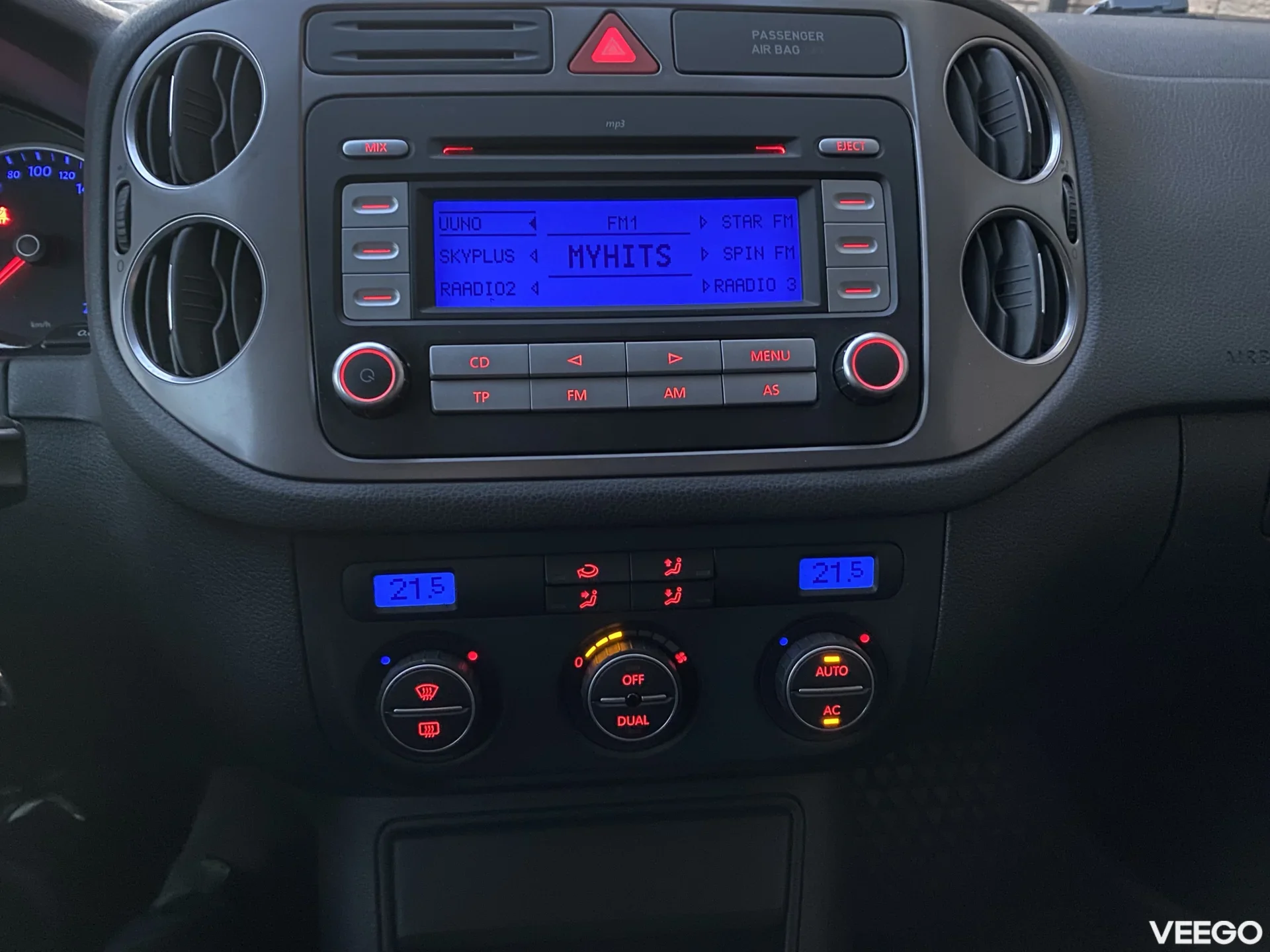 Volkswagen Tiguan SPORT JA STYLE 1.4 110kW