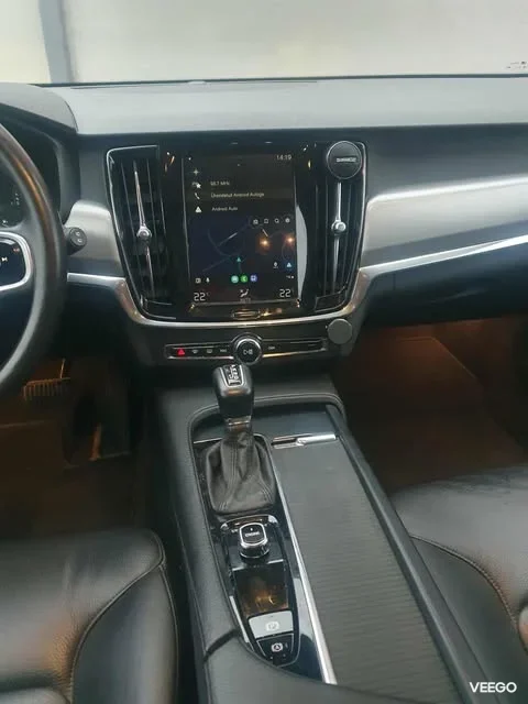 Volvo V90 AWD 2.0 110kW