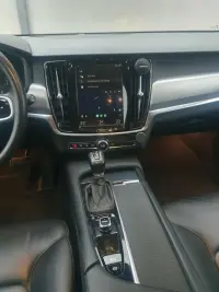 Volvo V90 AWD 2.0 110kW thumbnail