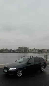 BMW 320 2.0 130kW thumbnail