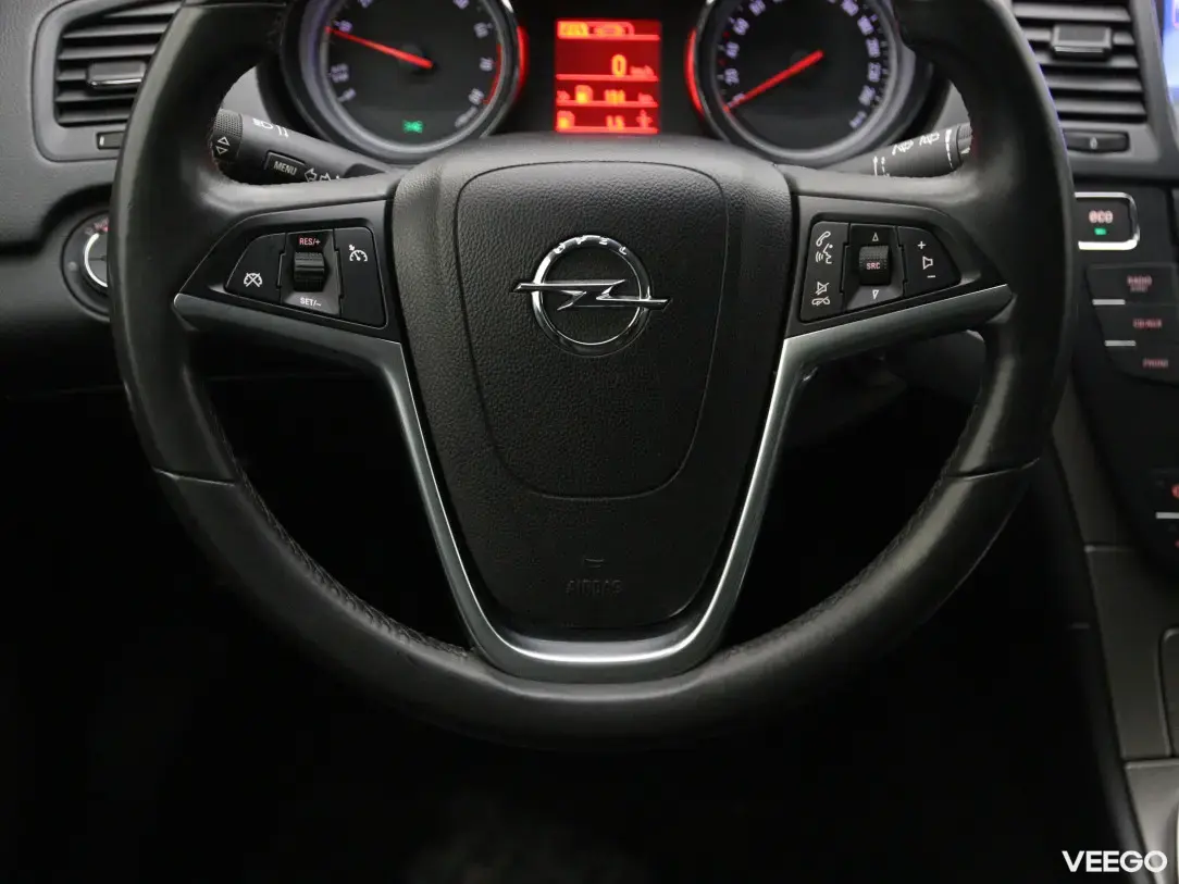 Opel Insignia 1.4 103kW